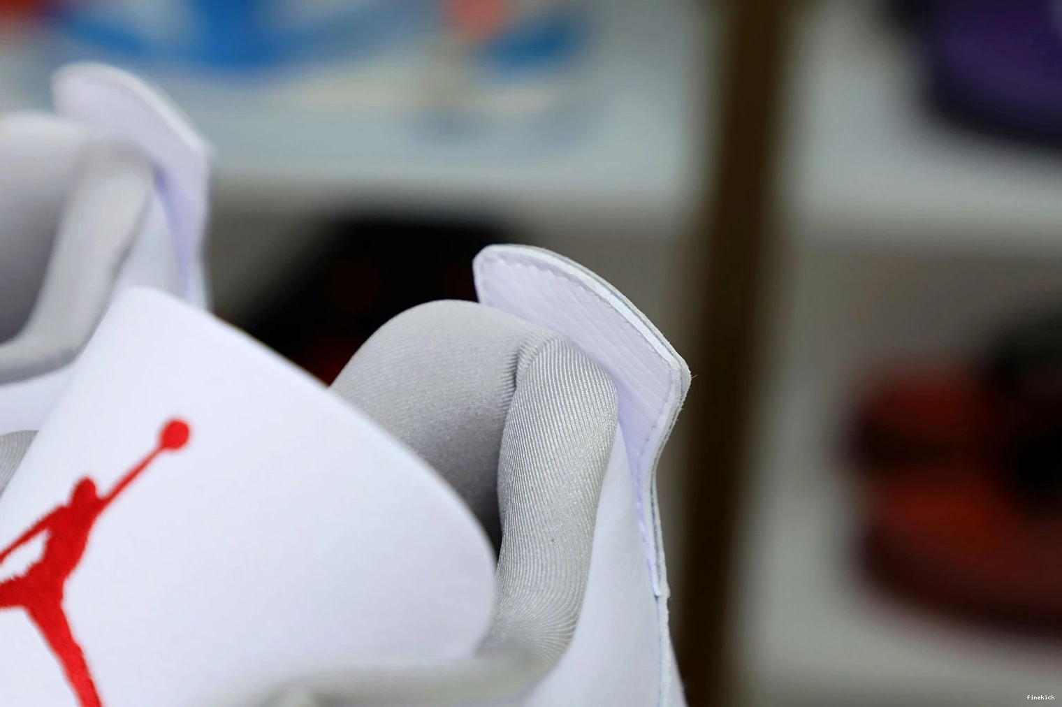 4 JORDAN 'WHITE OREO' RETRO AIR 0725